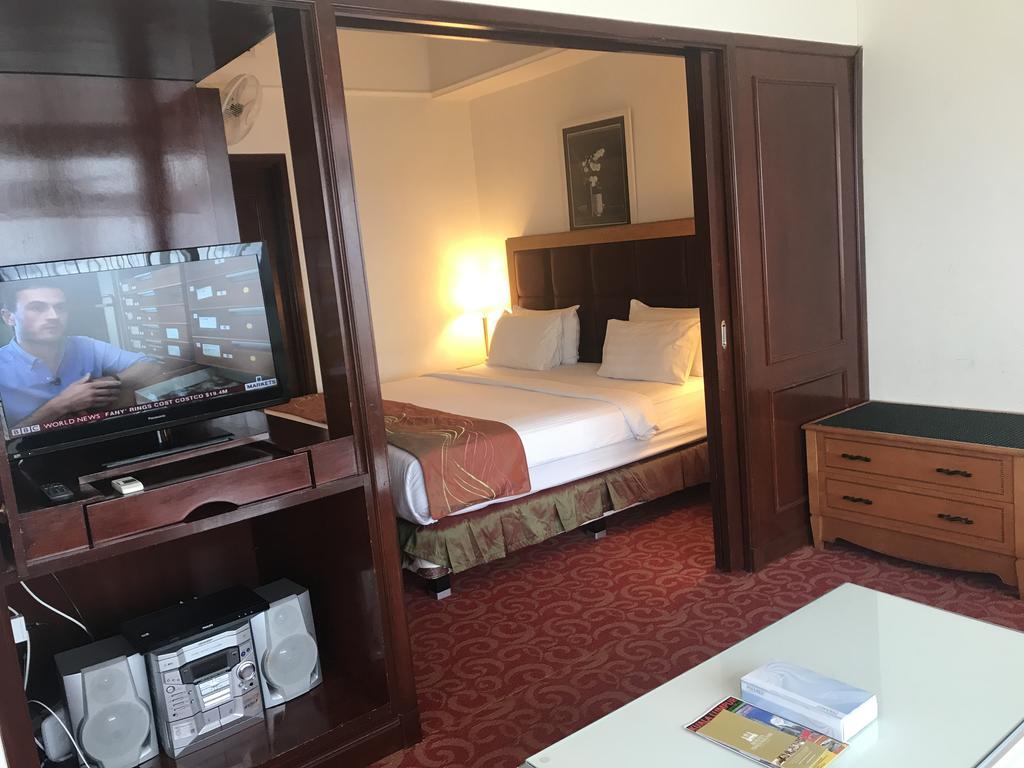 Queens Service Suites At Times Square Kl Kuala Lumpur Exteriör bild